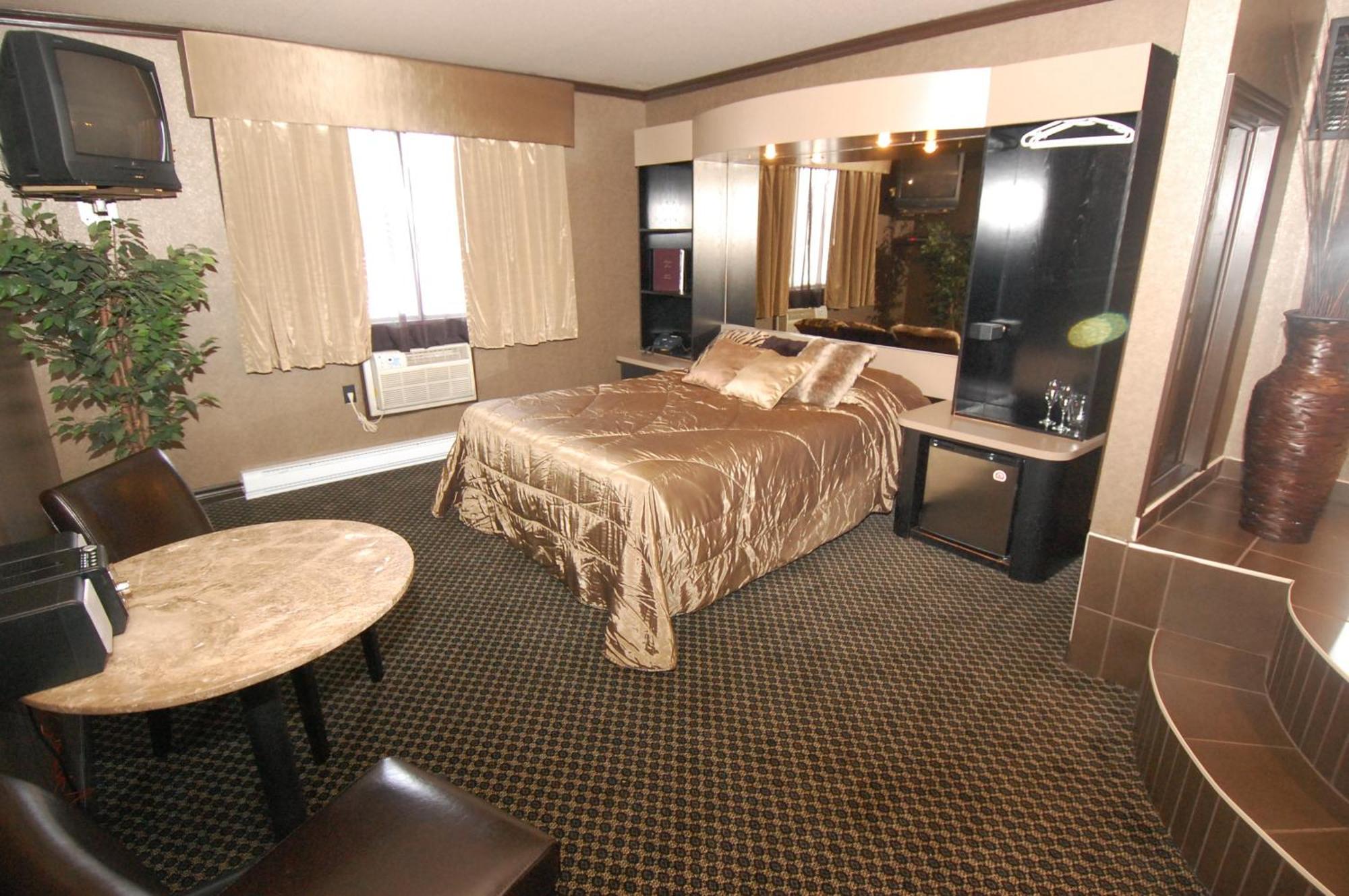 Motel Capri Et Suites Repentigny Exterior foto